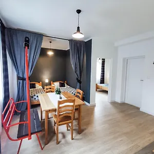 Bed & Breakfast Stop